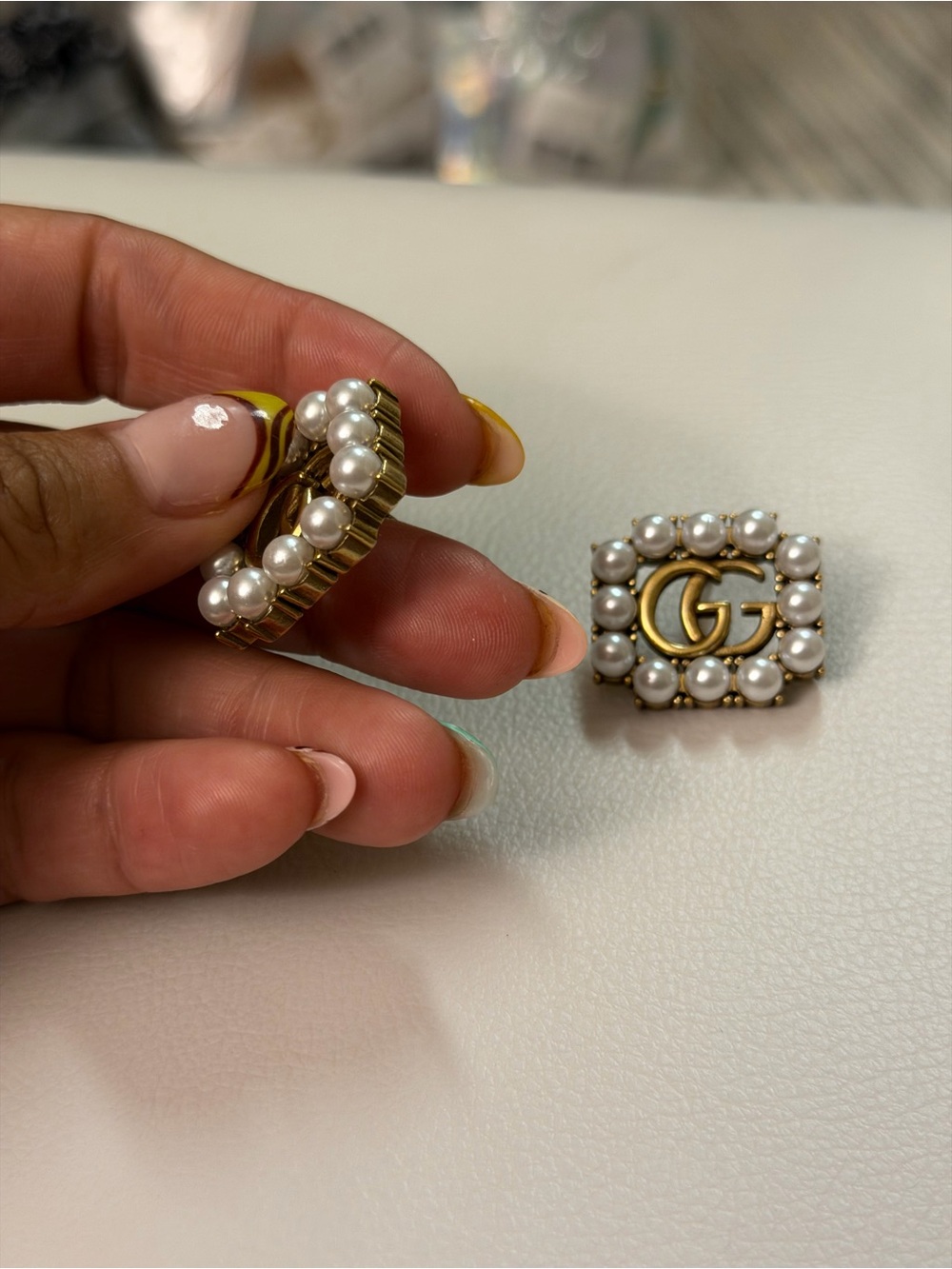 Gucci Gold GG Pearl Frame Earrings - Picture 3 of 10